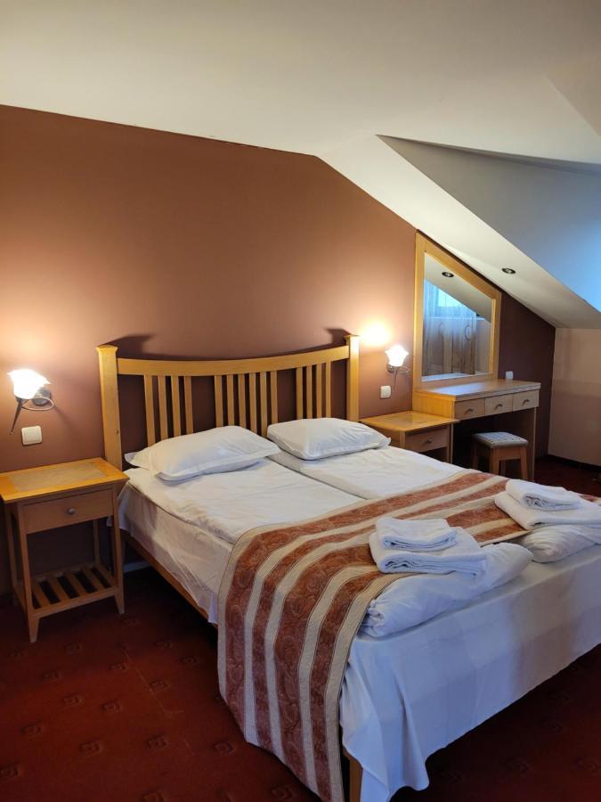 Hotel Complex Brashlyan Tryavna Exterior foto